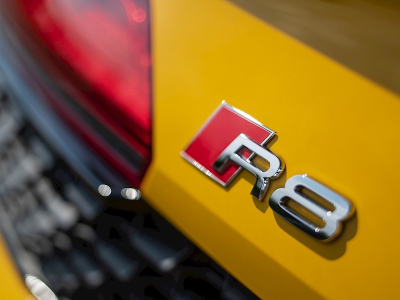 Audi R8 V10 Performance Coupe - Large 25