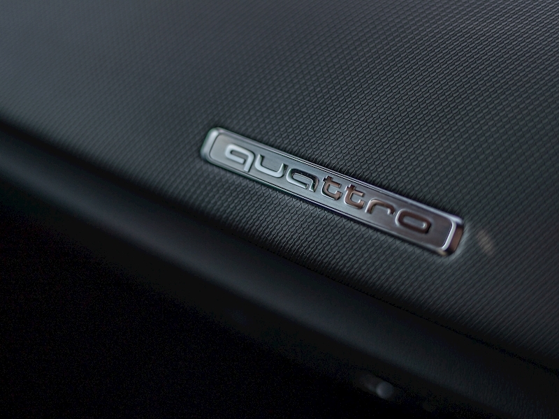 Audi R8 V10 Performance Coupe - Large 37