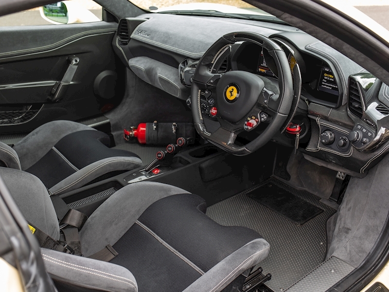 Ferrari 458 Speciale - Large 1