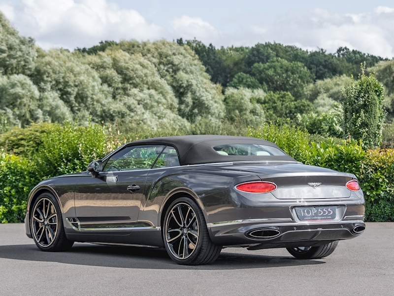 Bentley Continental GTC Mulliner W12 - Large 45