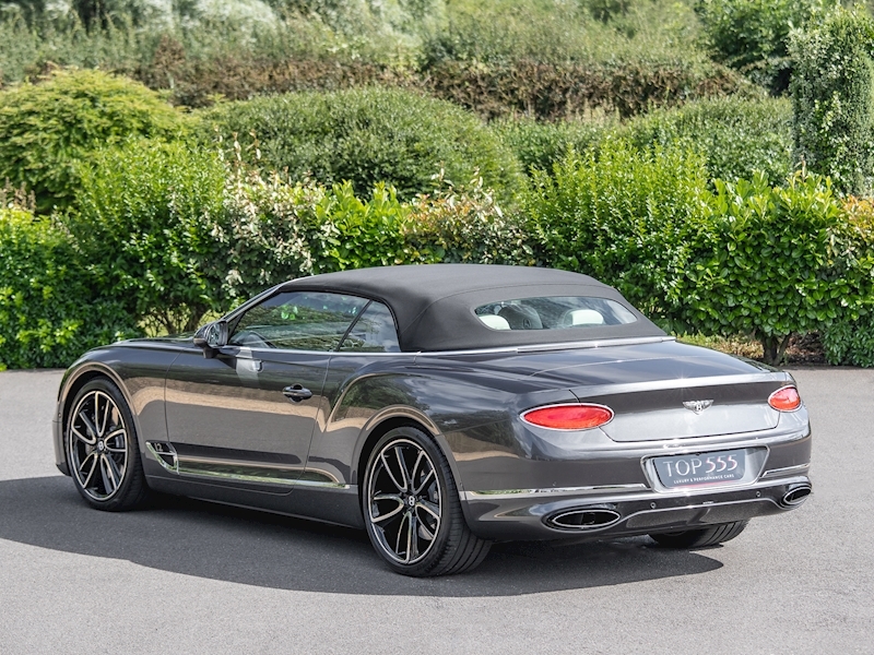 Bentley Continental GTC Mulliner W12 - Large 46