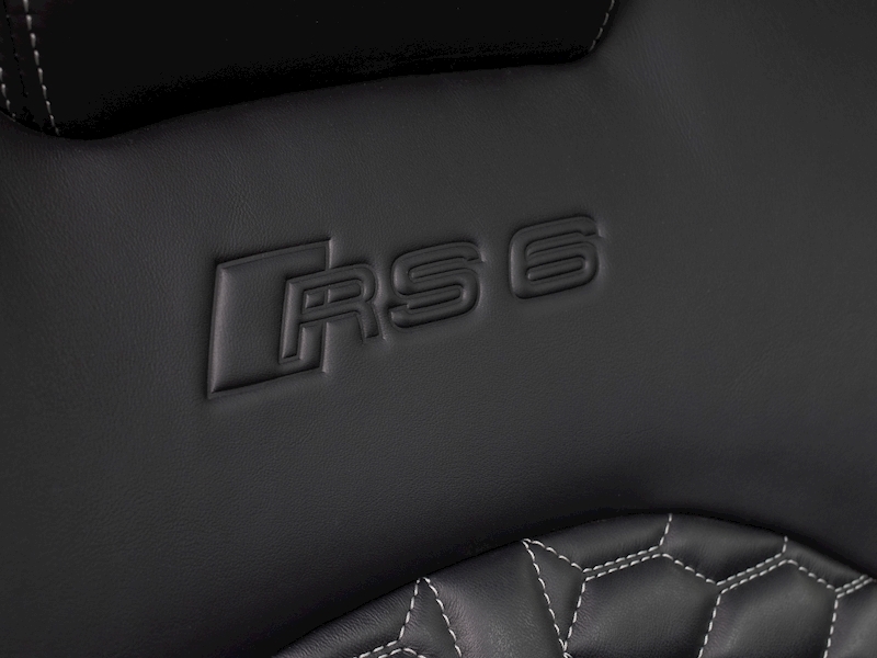 Audi RS6 Performance Avant 4.0 TFSI Quattro - Large 24