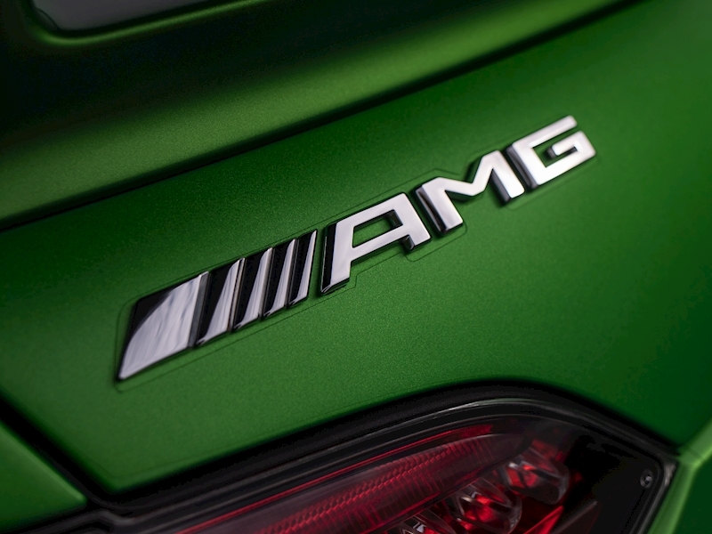 Mercedes-Benz AMG GT R (Premium) 4.0 Coupe - Large 14