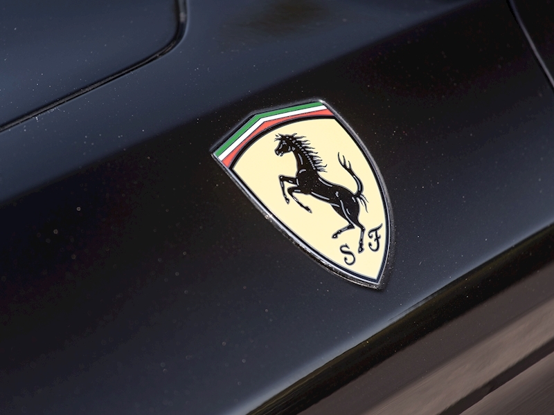 Ferrari California T - Large 9