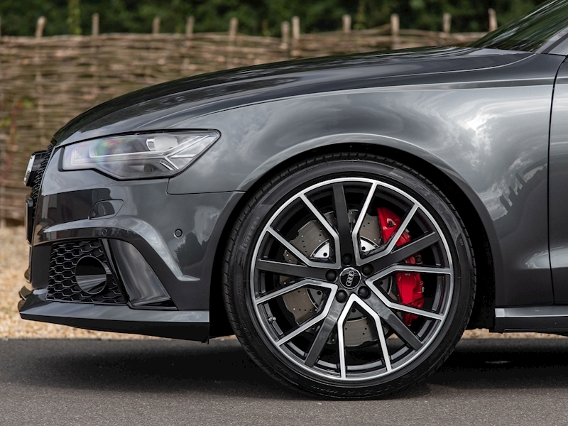 Audi RS6 Performance 4.0 TFSI Quattro - Large 4