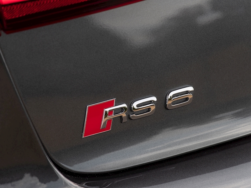 Audi RS6 Performance 4.0 TFSI Quattro - Large 24