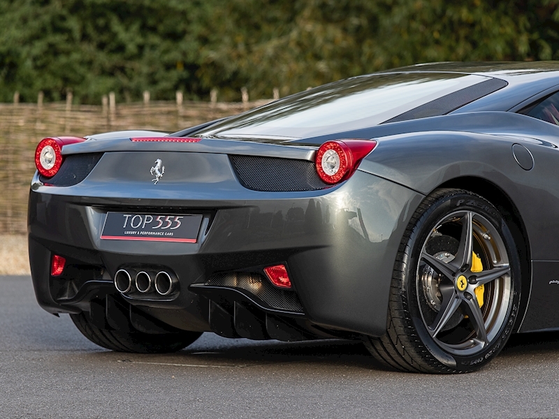 Ferrari 458 Italia - Large 12