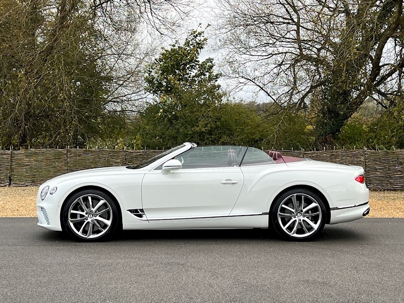Bentley Continental GTC Mulliner W12 - Large 3