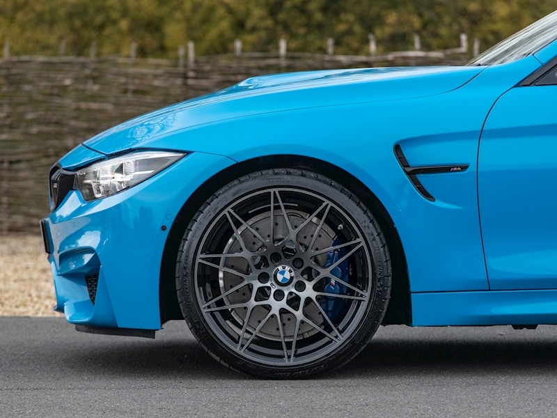 BMW M4 Competition Convertible - Large 8