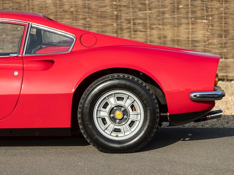 Ferrari Dino GT - Large 16