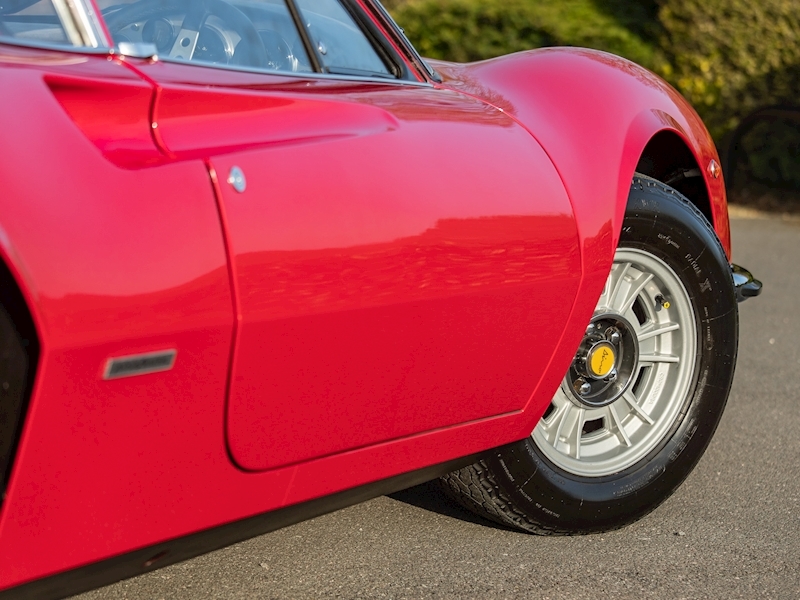 Ferrari Dino GT - Large 43