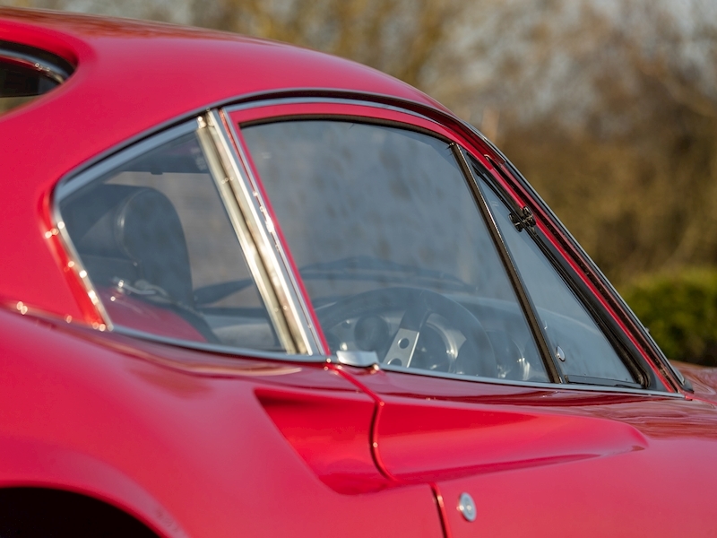 Ferrari Dino GT - Large 44