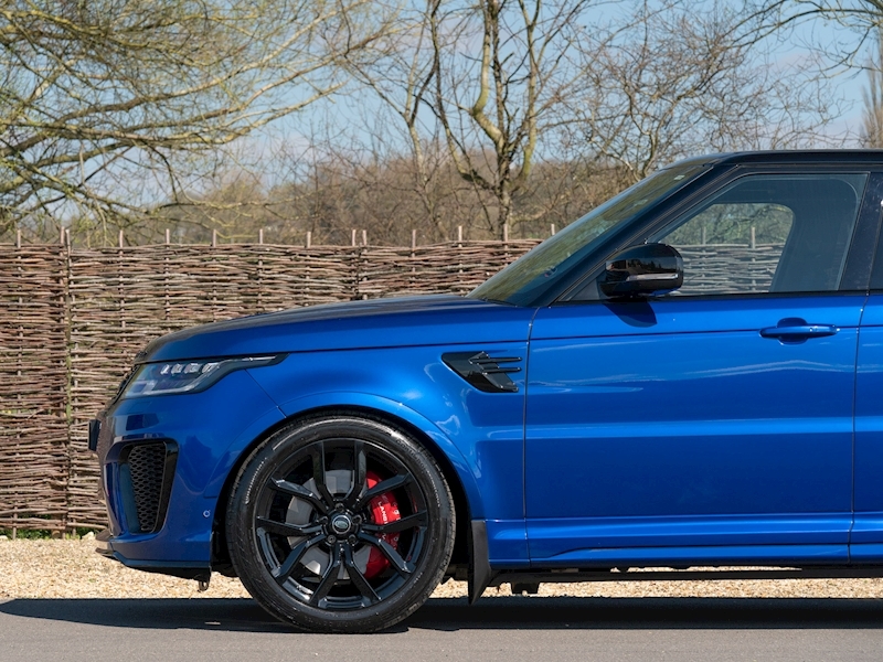 Range Rover SPORT SVR 5.0 - Large 5