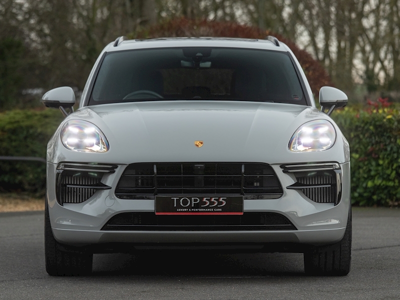 Porsche Macan Turbo - Large 6