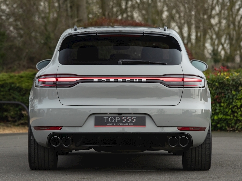 Porsche Macan Turbo - Large 12