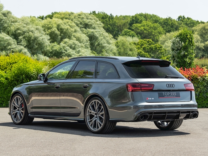 Audi RS6 Performance with Dynamic Pack and Carbon Styling Pack - Large 12