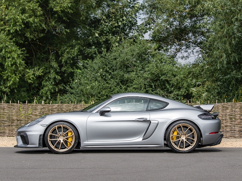 Porsche 718 Cayman GT4 4.0 Clubsport – Manual - Large 2