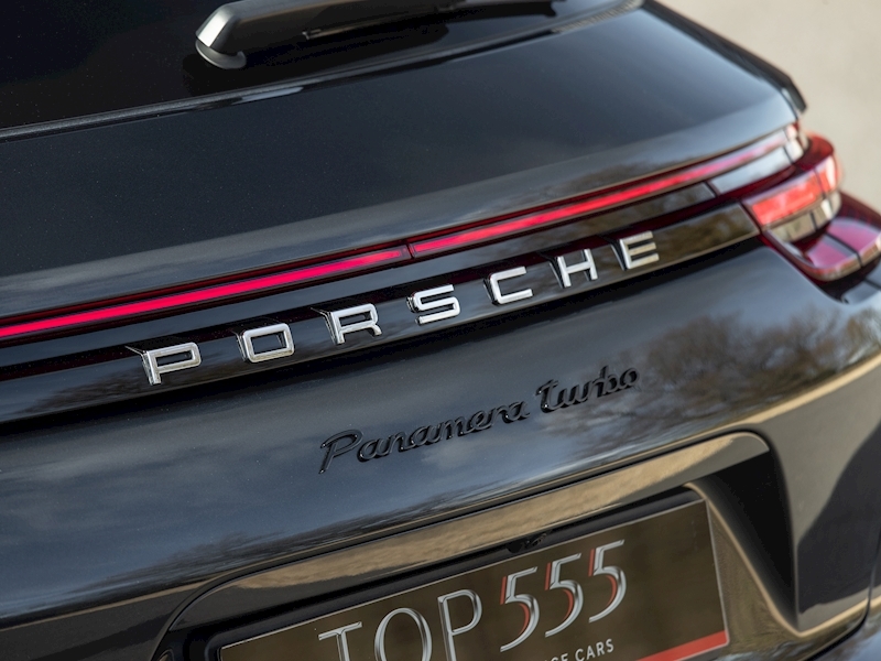 Porsche Panamera Turbo Sport Turismo - Large 9