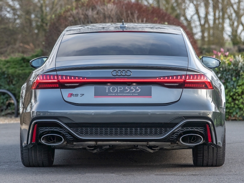 Audi RS7 Sportback Carbon Black Edition - Large 6