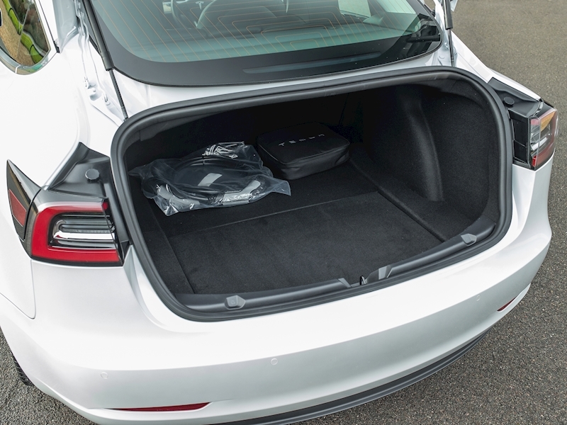 Tesla Model 3 Performance Dual Motor - AWD - Large 18