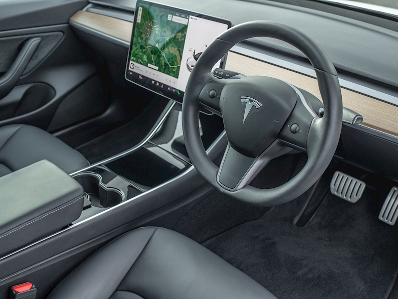 Tesla Model 3 Performance Dual Motor - AWD - Large 20