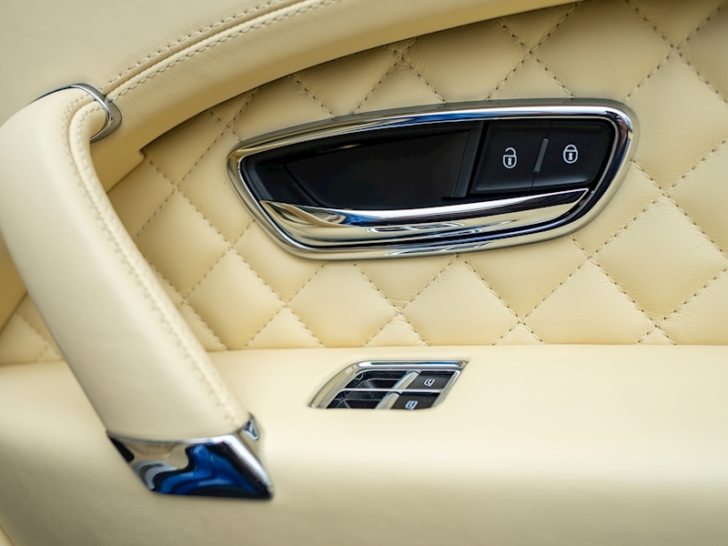 Bentley Bentayga W12 - Mulliner Driving Specification - Large 30