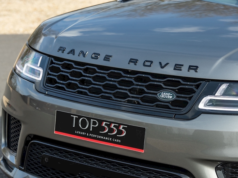 Range Rover Sport SDV8 4.4 Autobiography Dynamic - Black Pack - Large 10