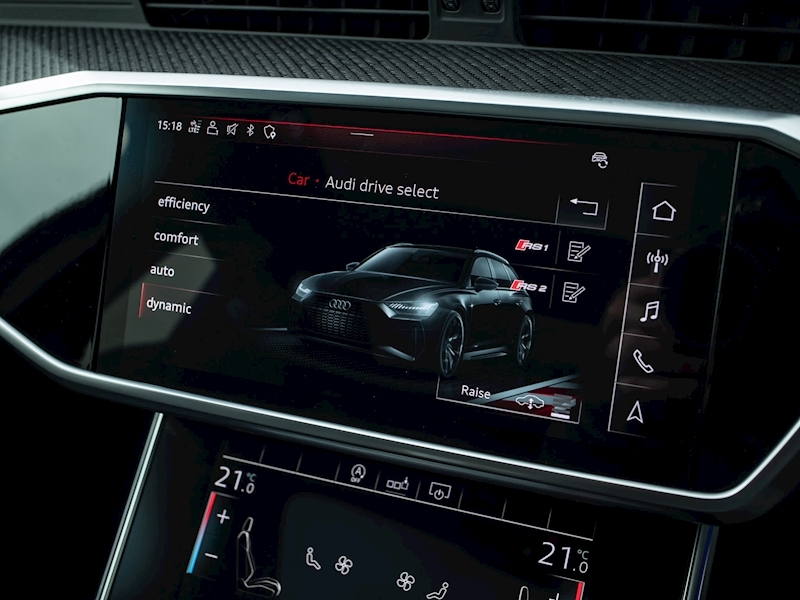 Audi RS6 Avant - Carbon Black Edition - Large 39