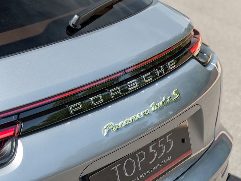 Porsche Panamera Turbo S E-Hybrid Sport Turismo 4.0 V8 - Large 18