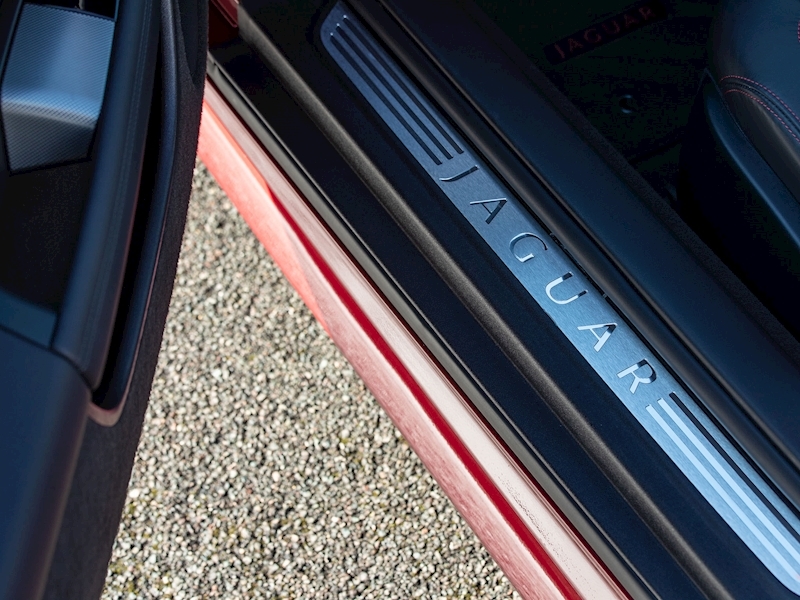 Jaguar XK Dynamic R Coupe 5.0 - Large 13