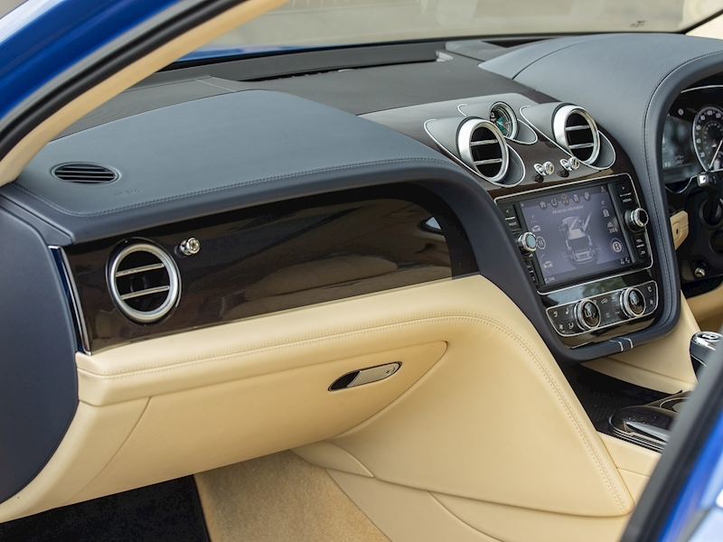 Bentley Bentayga W12 - Mulliner Driving Specification - Large 49