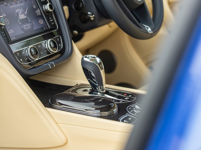 Bentley Bentayga W12 - Mulliner Driving Specification - Large 50