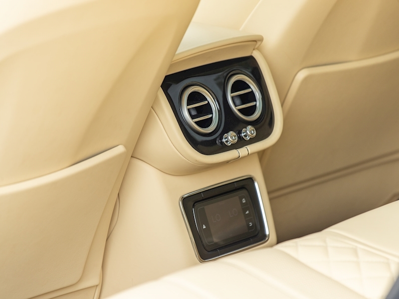 Bentley Bentayga W12 - Mulliner Driving Specification - Large 54