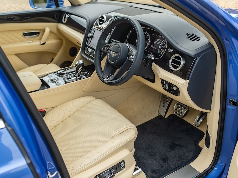 Bentley Bentayga W12 - Mulliner Driving Specification - Large 66