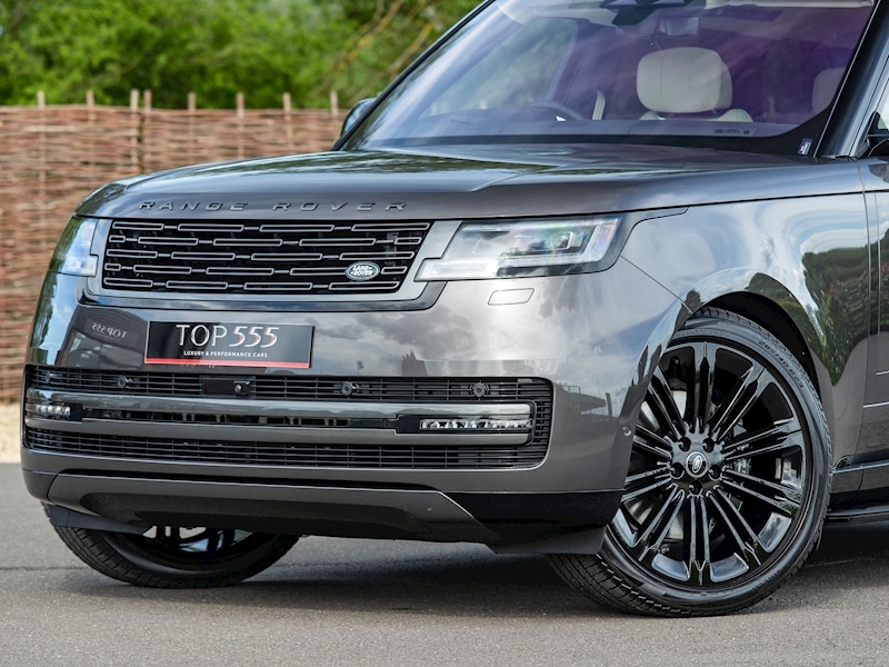 Range Rover Autobiography 'First Edition'  D350 - New Model - Large 9