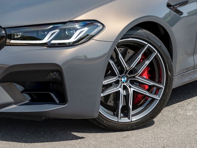 BMW M5 Competition - Large 11