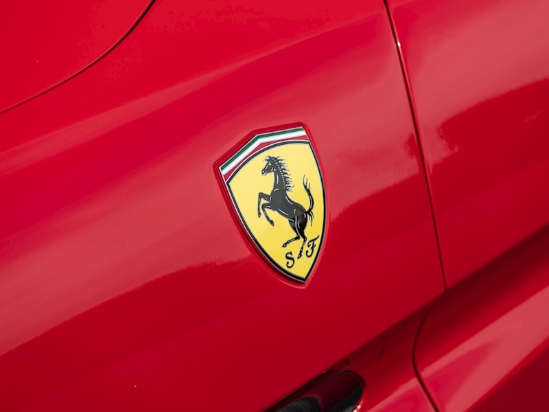Ferrari Portofino - Large 19
