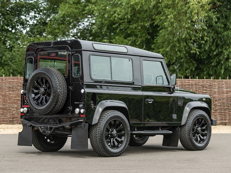 Land Rover Defender 90 XS 2.2 - Urban Truck Edition - Large 17