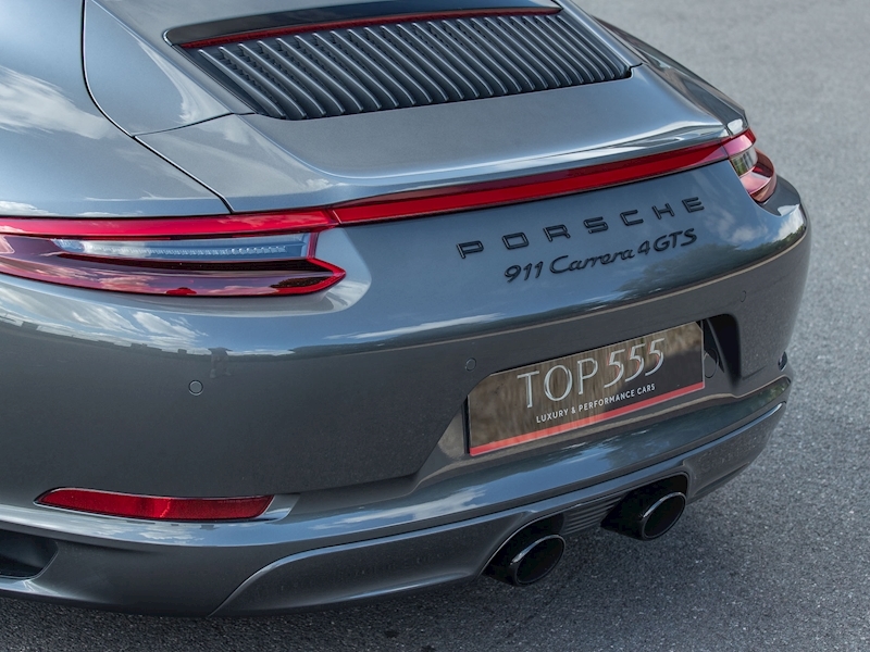 Porsche 911 (991.2) Carrera 4 GTS 3.0 Coupe PDK with SportDesign Package - Large 15