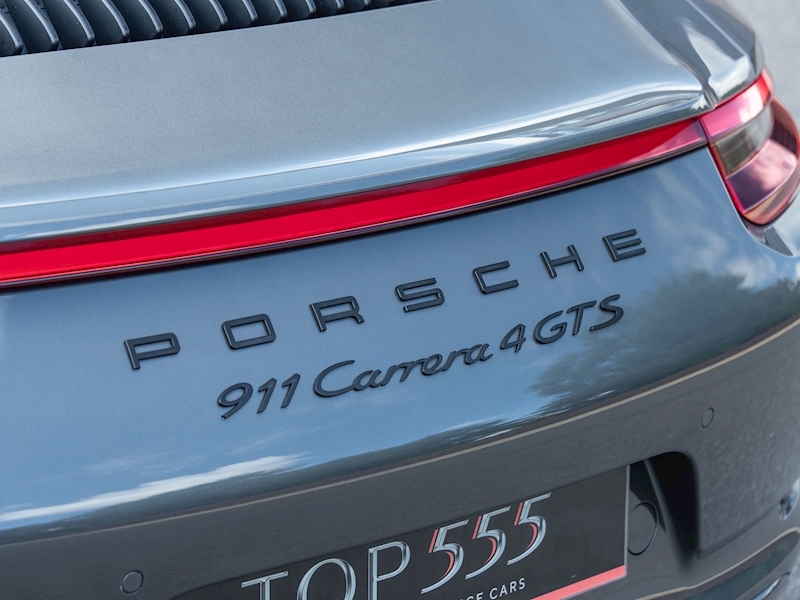 Porsche 911 (991.2) Carrera 4 GTS 3.0 Coupe PDK with SportDesign Package - Large 17