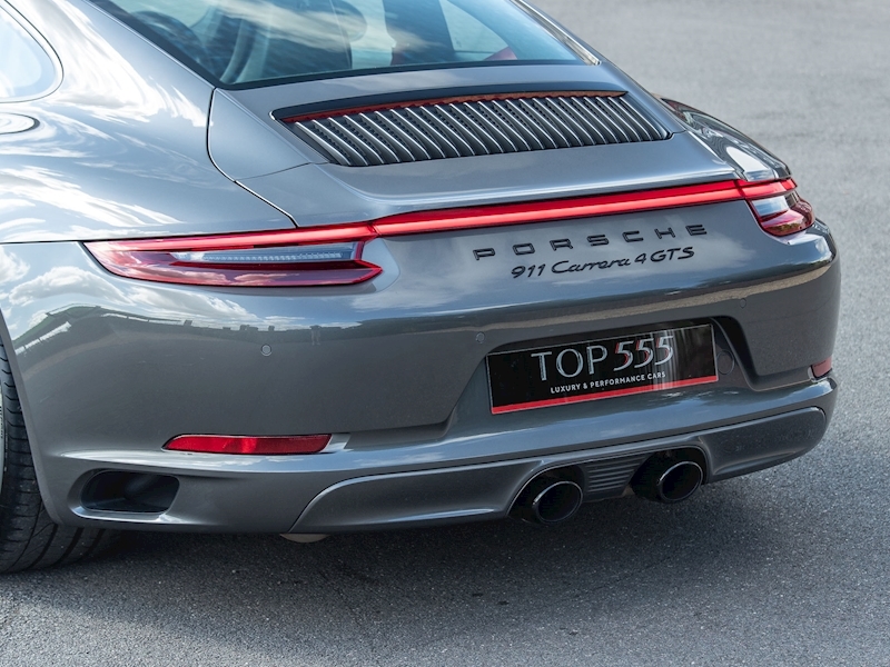 Porsche 911 (991.2) Carrera 4 GTS 3.0 Coupe PDK with SportDesign Package - Large 28