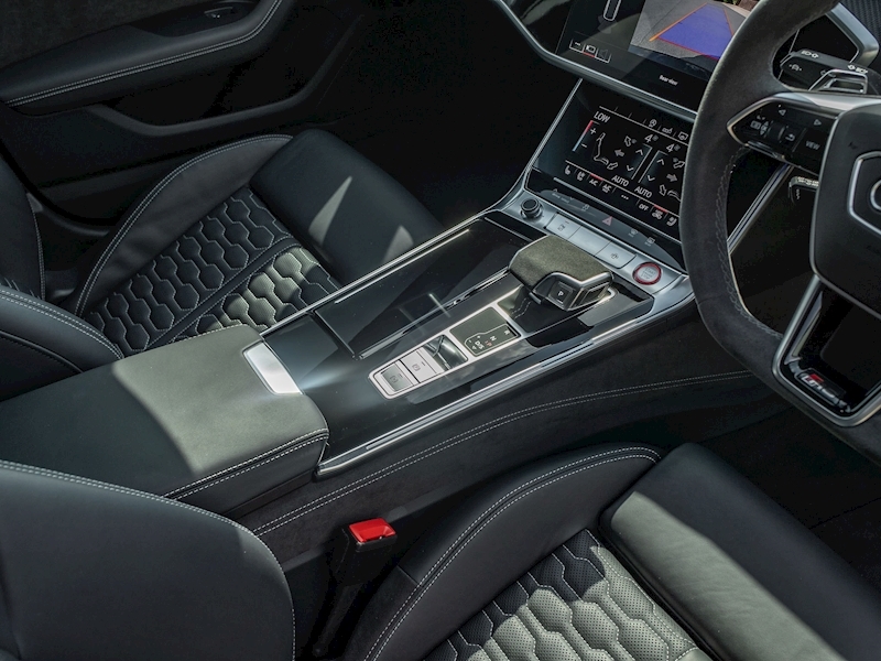 Audi RS6 Avant - Carbon Black Edition - Large 40