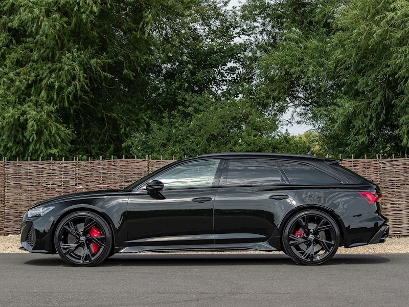 Audi RS6 Avant - Carbon Black Edition - Large 2