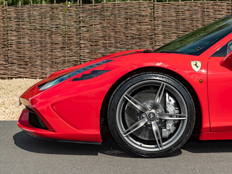Ferrari 458 Speciale - Large 9