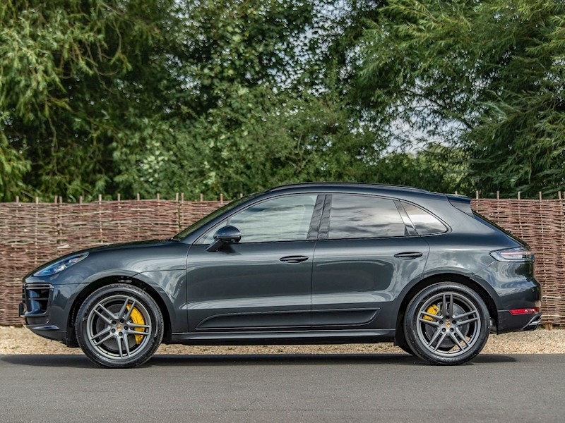 Porsche Macan Turbo PDK - Large 2