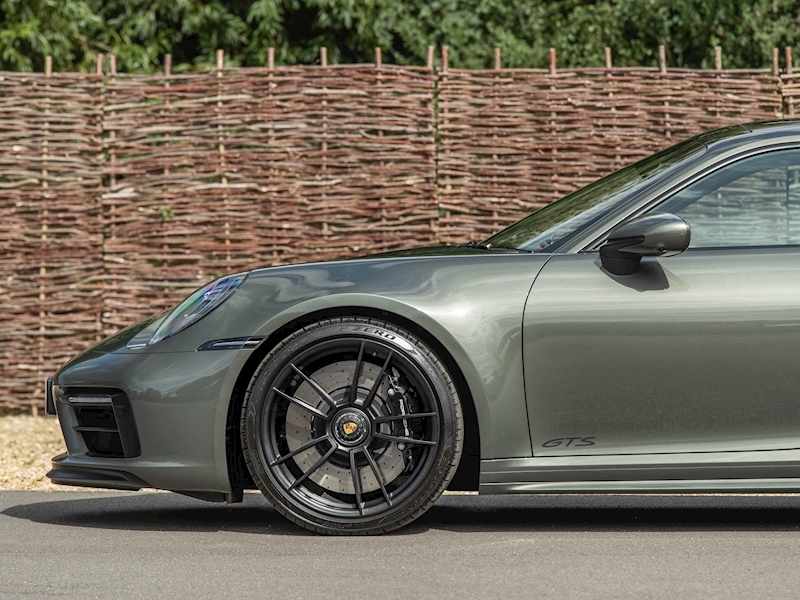 Porsche 992 Carrera 4 GTS Coupe 3.0 PDK - 2022 Model - Large 9