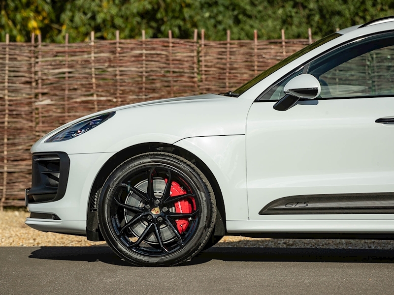 Porsche Macan GTS - New Model - Large 9