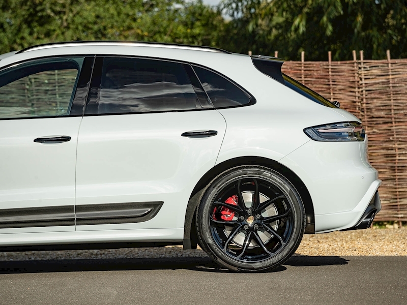 Porsche Macan GTS - New Model - Large 12