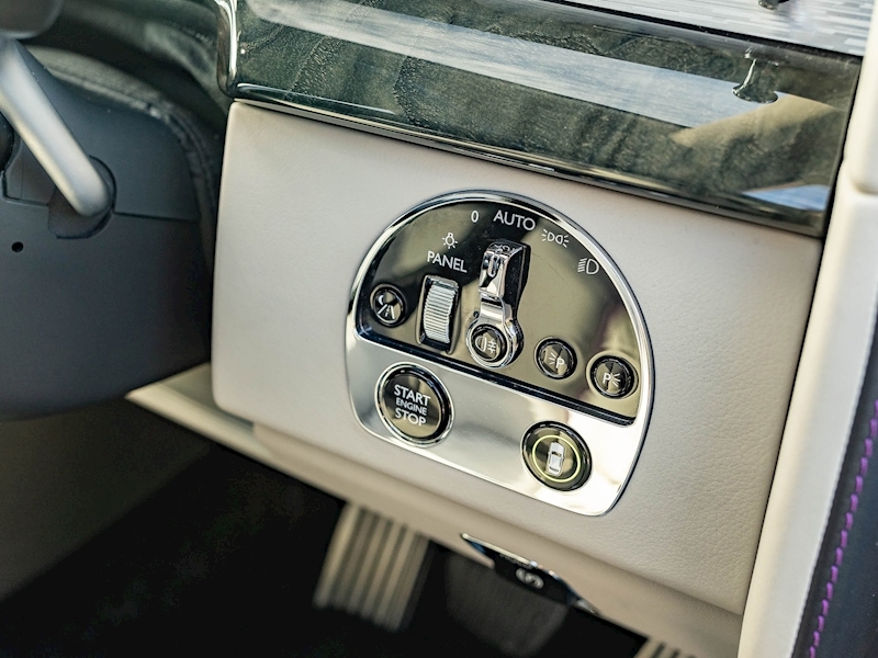 Rolls Royce Phantom VIII - (Extended 12 Month Rolls-Royce Warranty & Service Pack) - Large 61