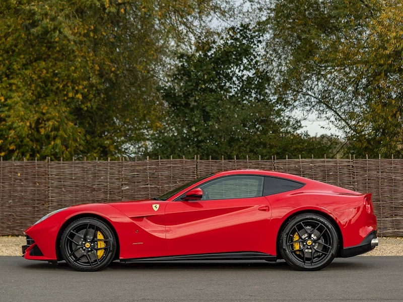 Ferrari F12 Berlinetta - Large 2